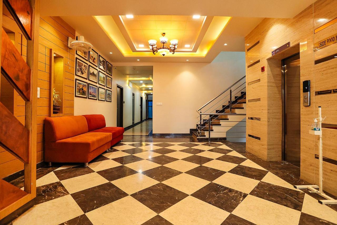 Royal Gm Plaza Hotel Jaipur Exterior photo