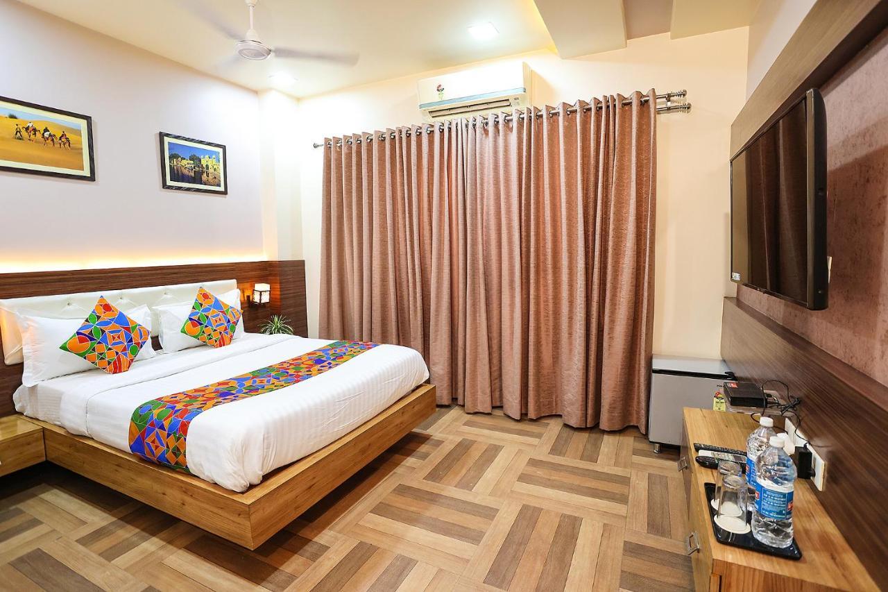Royal Gm Plaza Hotel Jaipur Exterior photo