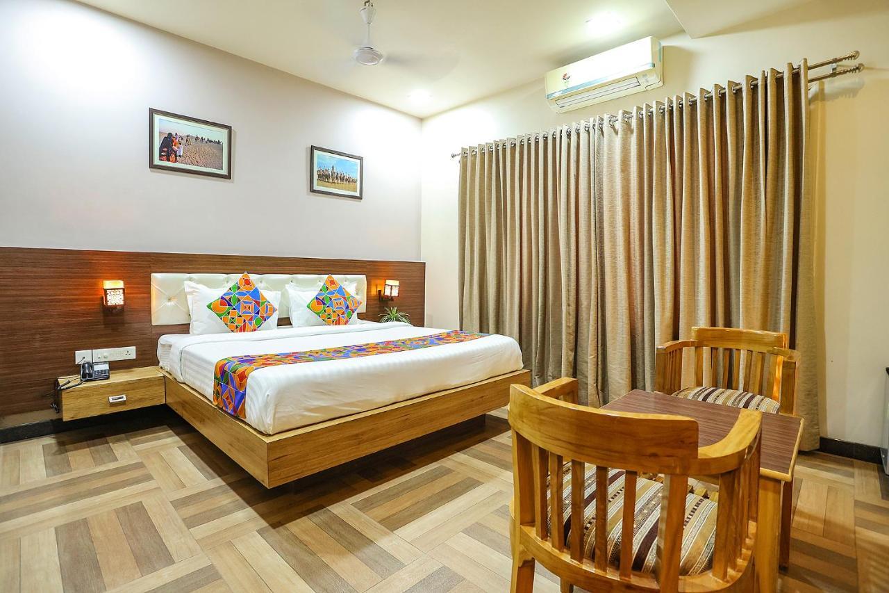 Royal Gm Plaza Hotel Jaipur Exterior photo