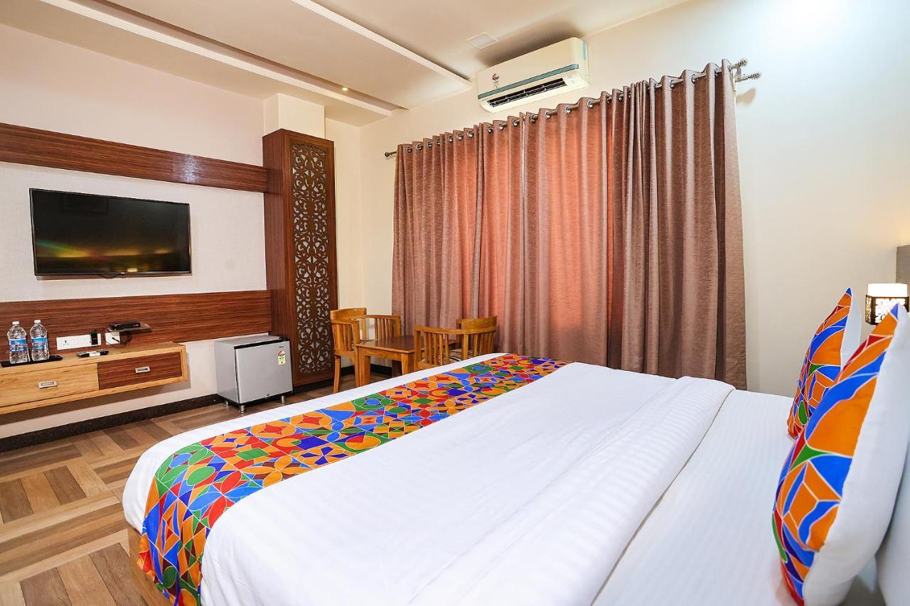 Royal Gm Plaza Hotel Jaipur Exterior photo