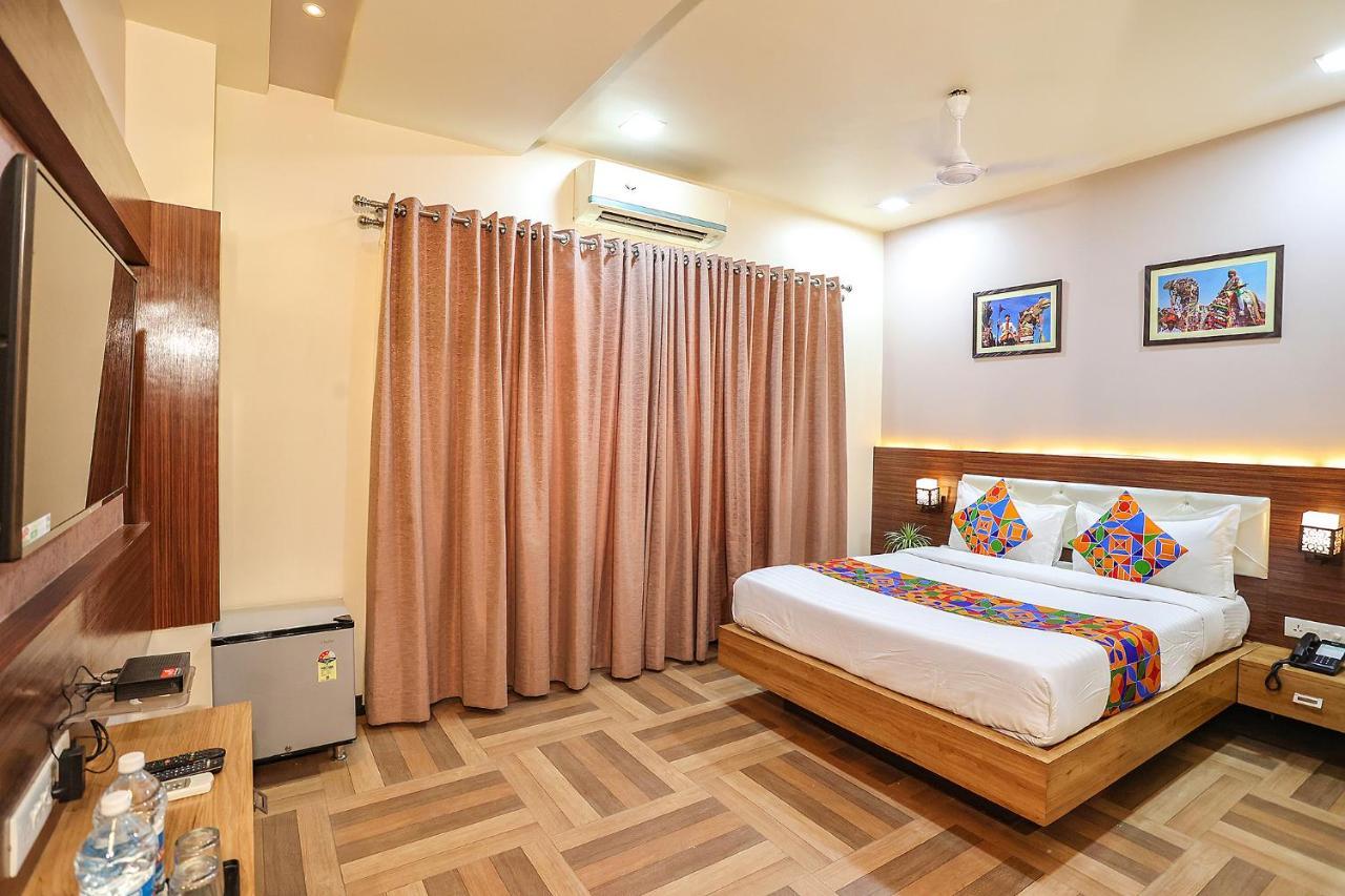 Royal Gm Plaza Hotel Jaipur Exterior photo