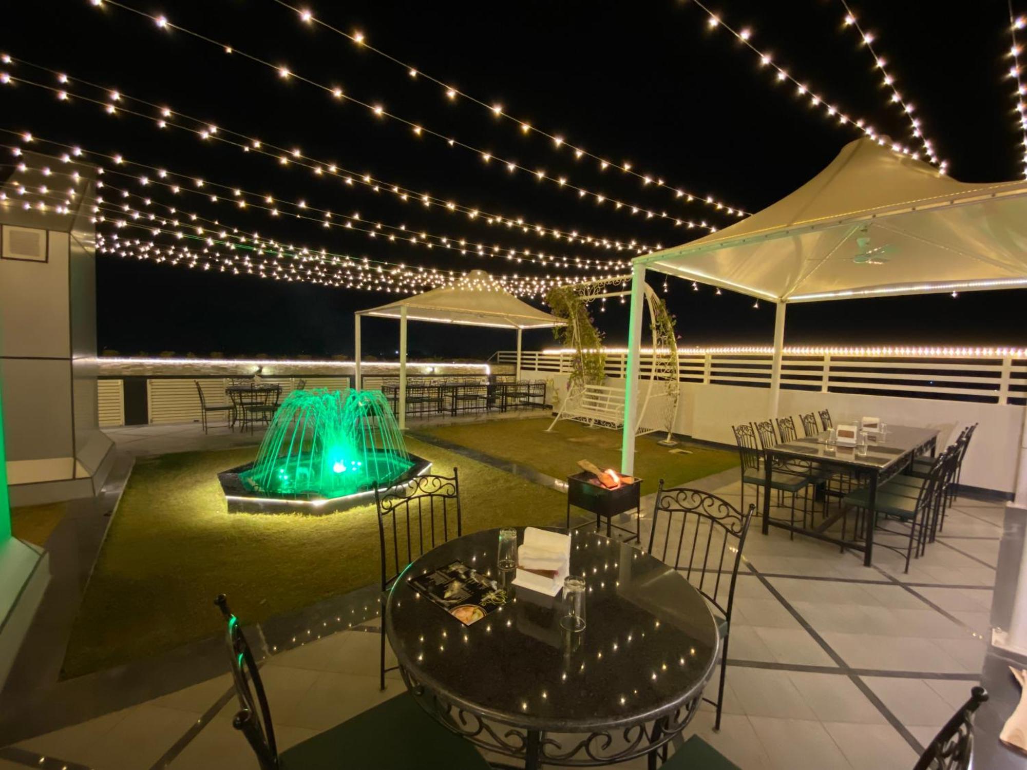 Royal Gm Plaza Hotel Jaipur Exterior photo